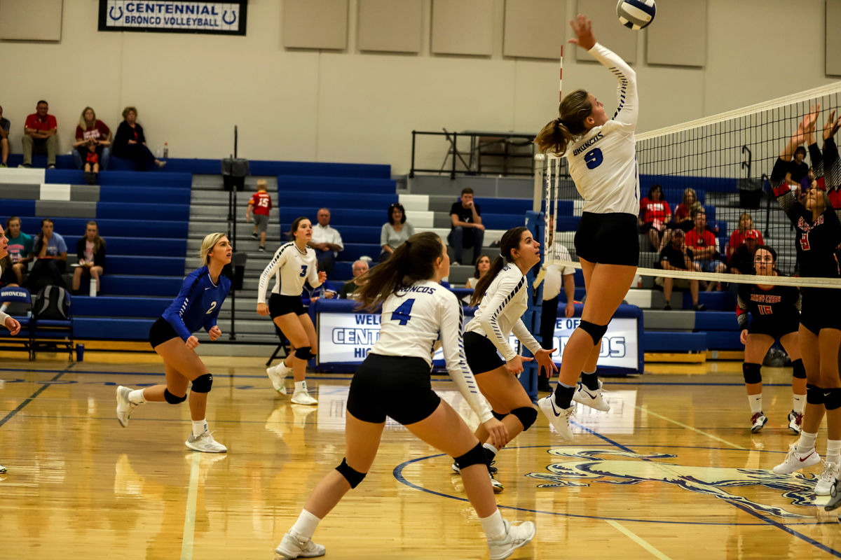 Centennial VB vs Sandy Creek (30).jpg